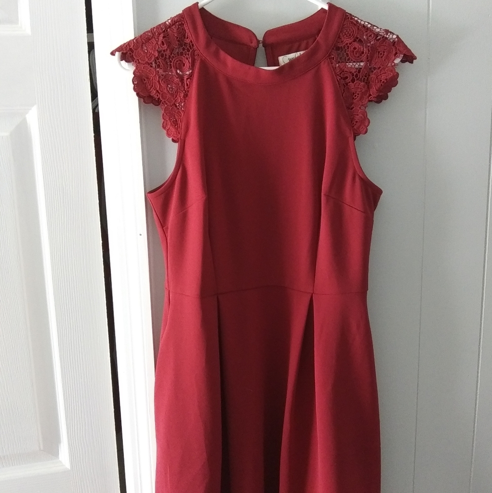 Speechless burgundy cocktail dress